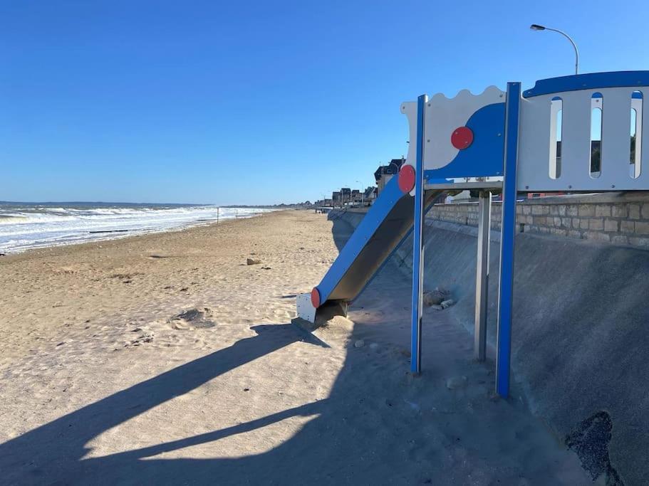 L'Appart' Du Bord De Mer 150M De La Plage Lion-sur-Mer Exterior foto
